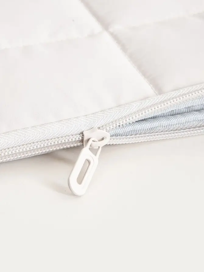 Pokrowiec na laptopa BELARI beżowy 36,5x2,5x26,5 cm