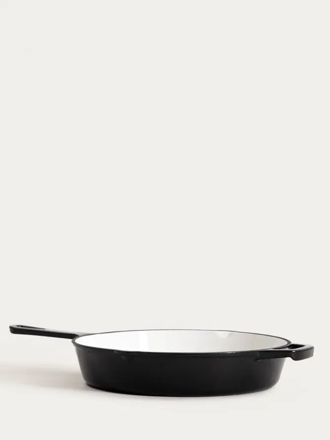 Patelnia żeliwna ANDREAS beżowo-czarna 26 cm