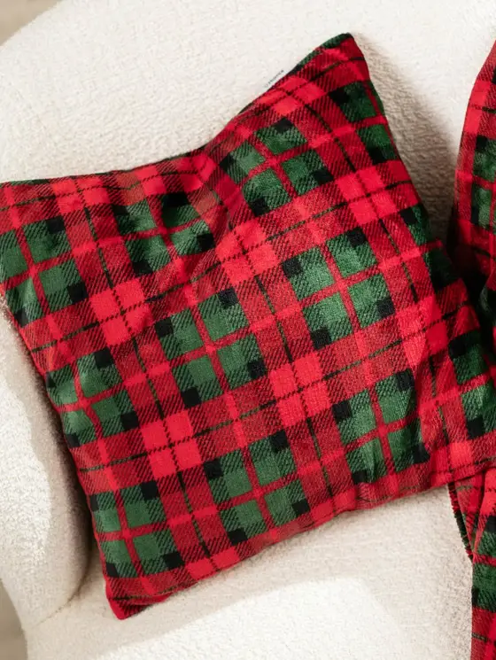 Poszewka TARTAN w kratę 45x45 cm