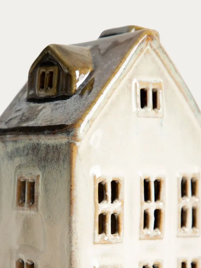 Dekoracja LED VILLAGE kamienica szeroka szara 14,3x9,1x18,1 cm