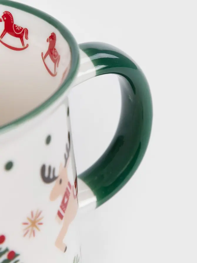 Kubek UNIS porcelanowy z reniferem i zielonym uchem 0,4 l