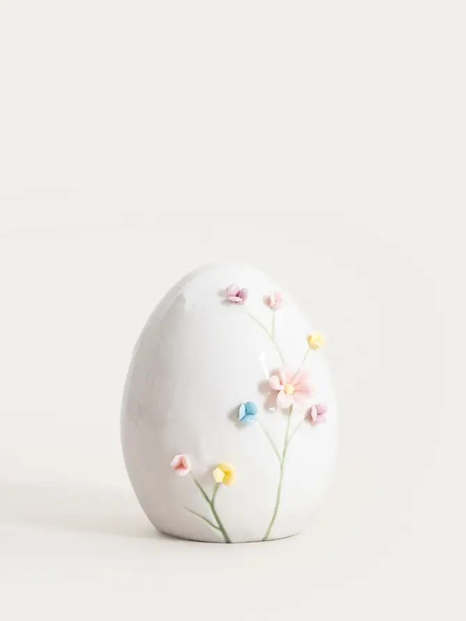 Figurka BULAQ jajko ceramiczne z dekoracyjnymi kwiatami 11,7x15 cm