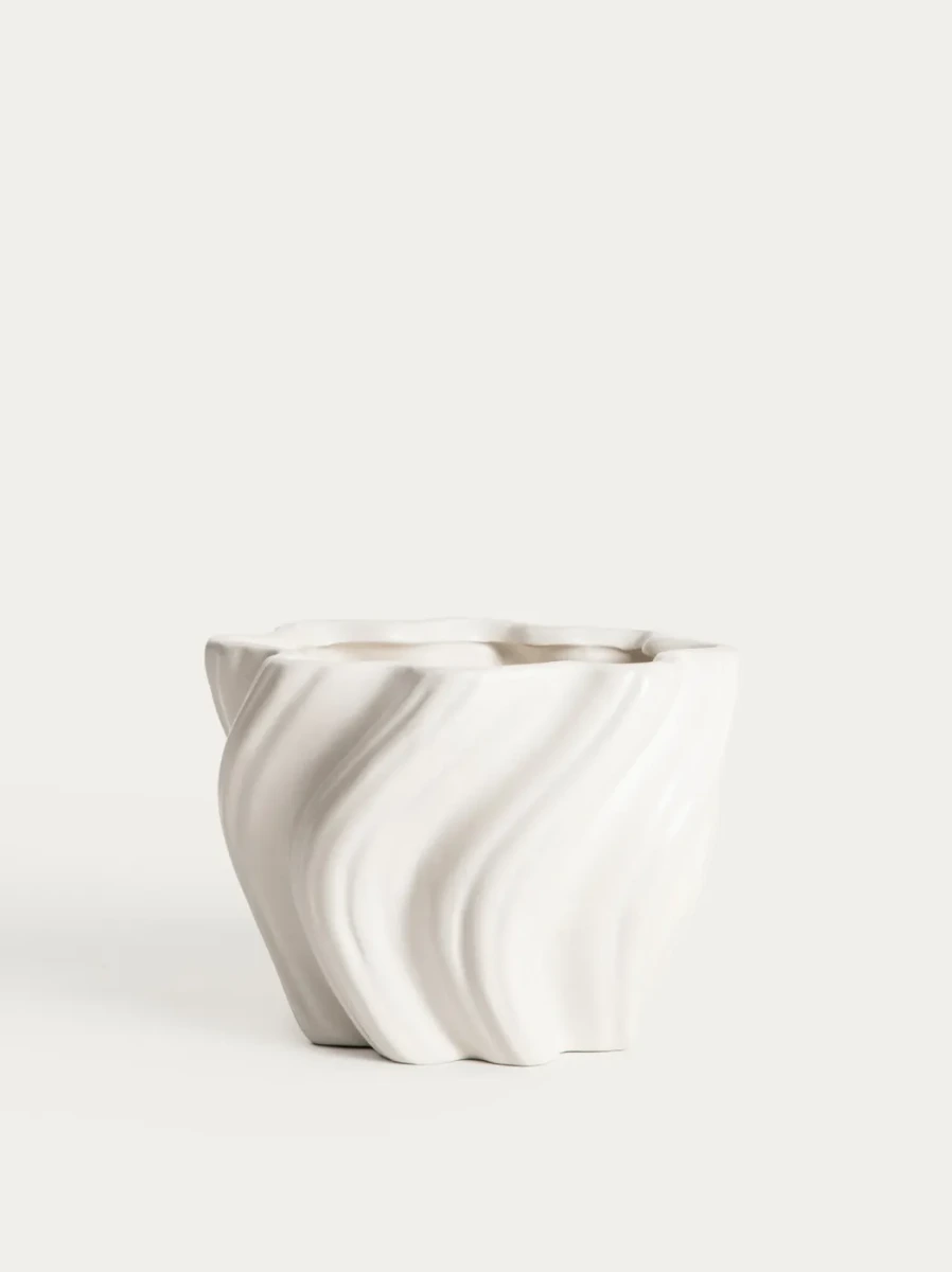 Homla Oslonka na doniczke salana falowana biala 17x13 cm